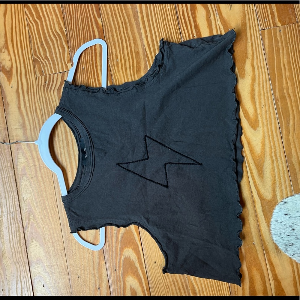 NWOT Anna Grace Lightning Crop top